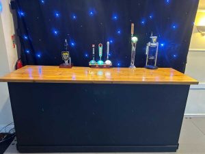 outdoor-bar-at-stanton-club