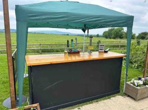 Outdoor-bar-at-stanton-club-in-the-garden
