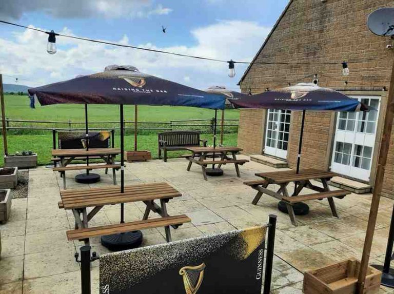 Stanton Village Club Garden - Fresh Coffee in the Cotswolds at Stanton Club on the patio