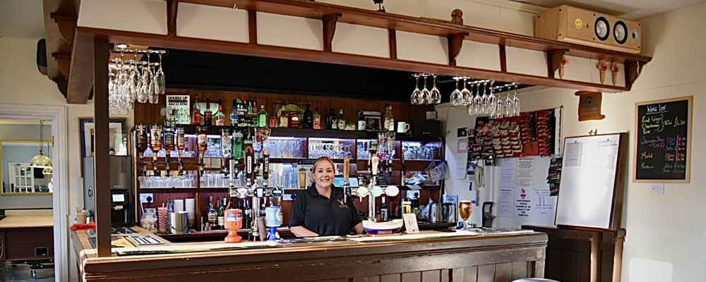 stanton-village-club-bar